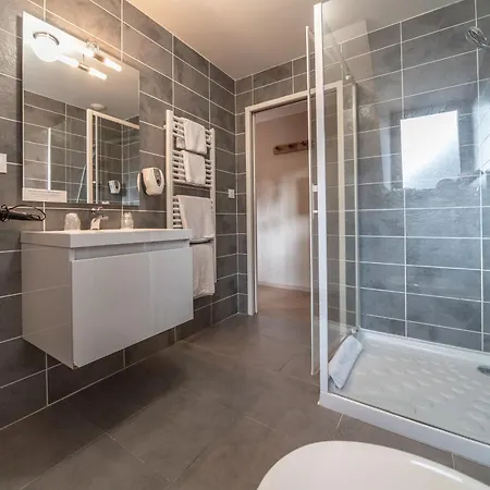 Logis Hotel-restaurant Les Coudercous Hotel