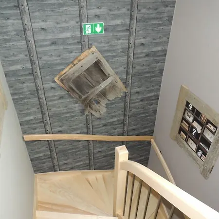 Logis Hotel-restaurant Les Coudercous 3* Saint-Chély-dʼAubrac