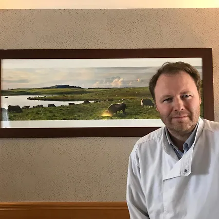 Logis Hotel-restaurant Les Coudercous Hotel Saint-Chély-dʼAubrac