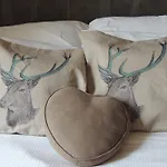 Hotel Logis Les Coudercous Saint-Chély-dʼAubrac