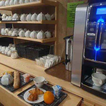 Logis Hotel-restaurant Les Coudercous Ξενοδοχείο Saint-Chély-dʼAubrac