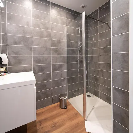 Logis Les Coudercous 3* Saint-Chély-dʼAubrac