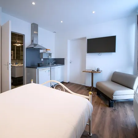 Ξενοδοχείο Logis Hotel-restaurant Les Coudercous 3*