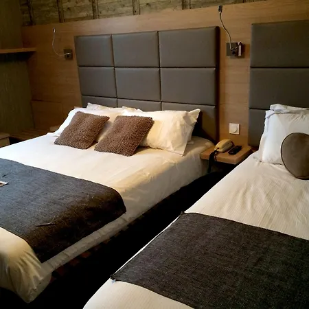 Logis Hotel-restaurant Les Coudercous