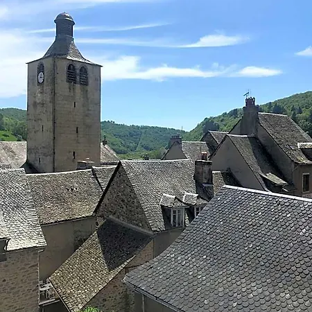 Logis Hotel-restaurant Les Coudercous Szálloda Saint-Chély-dʼAubrac