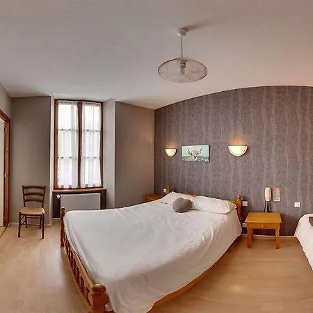 Otel Logis Hotel-restaurant Les Coudercous