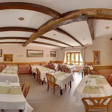 Logis Hotel-restaurant Les Coudercous Hotel 3*