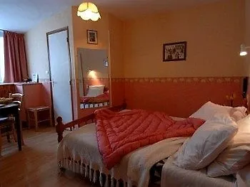 Logis Hotel-restaurant Les Coudercous Saint-Chély-dʼAubrac